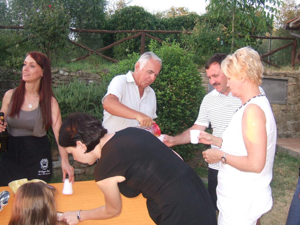 Agriturismo Relais Poggio Primo Borro ภายนอก รูปภาพ